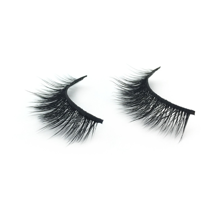 false eyelashes.jpg